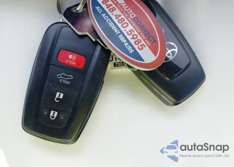 2023 Toyota Rav4 Xle Premium from USA, damaged, VIN 2T3A1RFV2PC353842